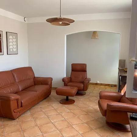 Hébergement de vacances Maison De à 2 Min à Pied Jardin Clos&garage *